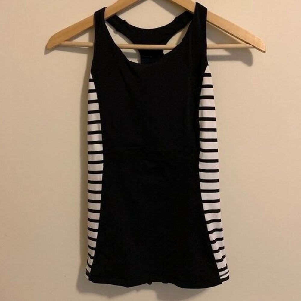 Athleta Stripe Ace Racer Tank Womens Size XXS Black Striped Built In Bra Stretch